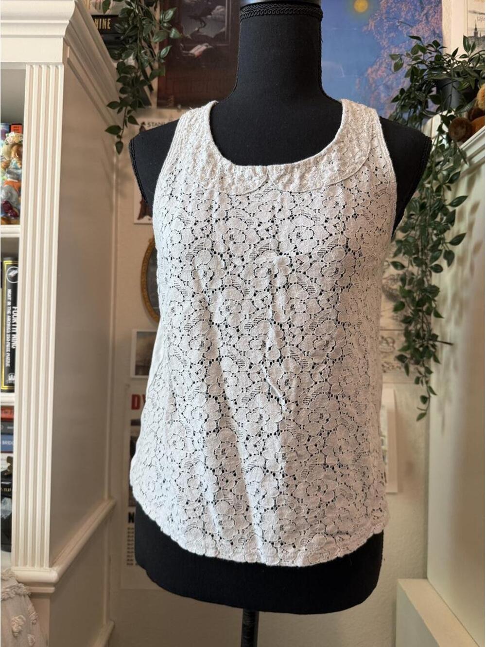 Vintage 2000s Hollister Light Blue Floral Lace Sequin Collar Top